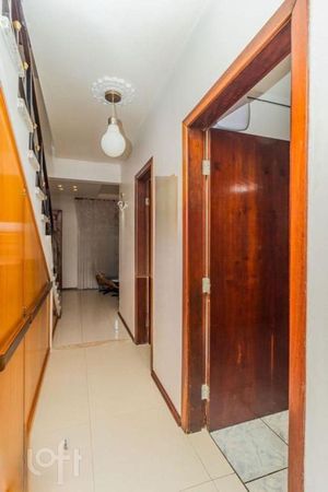 Image 11 - 567467