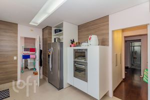 Image 37 - 567564