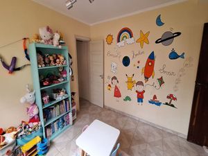 Image 46 - 567701