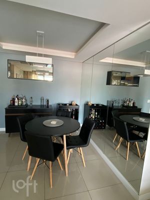 Image 2 - 567938