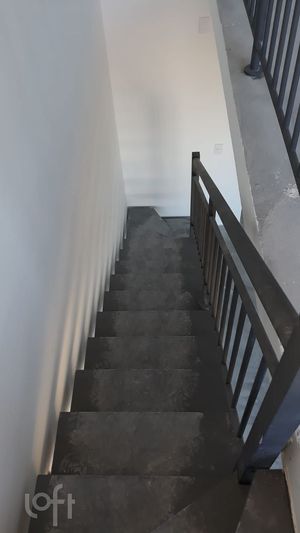 Image 11 - 568370