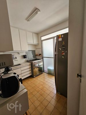 Image 2 - 568393