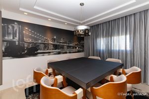 Image 1 - 568579