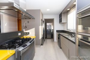 Image 6 - 568579