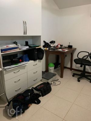 Image 11 - 570152