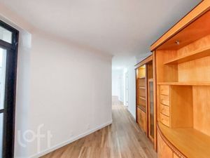 Image 42 - 570156
