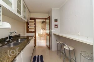 Image 4 - 571063