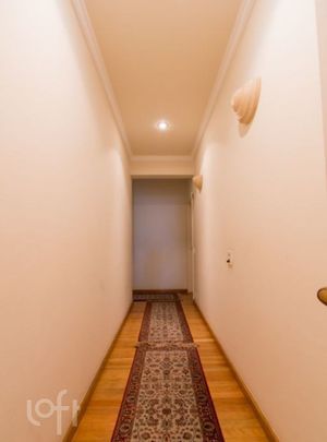 Image 19 - 571176