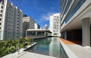 Image 13 - 571312