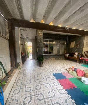Image 1 - 571476