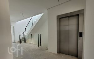 Image 9 - 571505