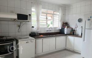 Image 14 - 571517