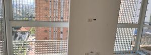 Image 3 - 571878