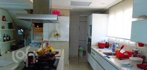 Image 7 - 571911