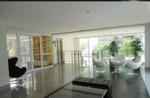 Image 10 - 572074