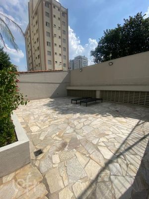 Image 11 - 572352