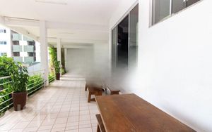 Image 37 - 572717