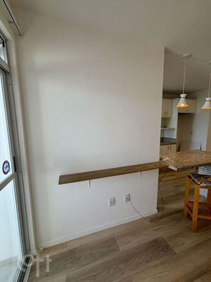 Image 10 - 572717