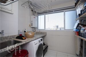 Image 49 - 572749