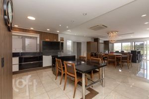Image 1 - 573359