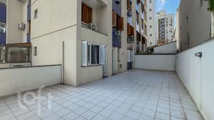 Image 21 - 573395