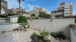 Image 8 - 573395