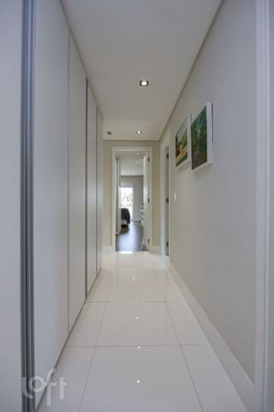 Image 67 - 573501