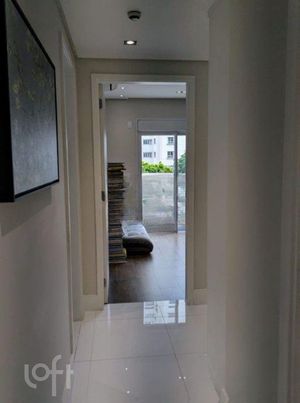 Image 58 - 573501