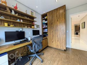 Image 17 - 573501