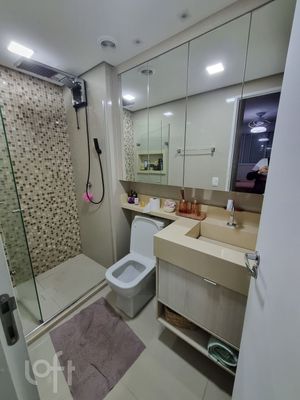 Image 10 - 573653