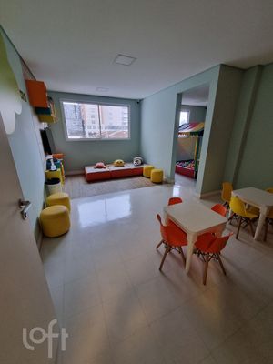 Image 20 - 573653