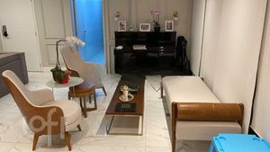 Image 1 - 573817