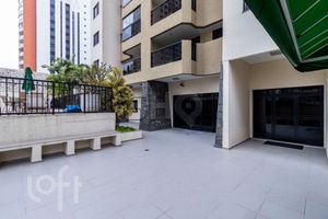 Image 29 - 573925