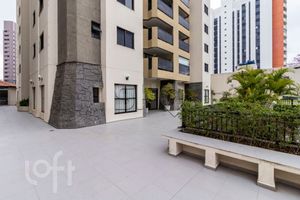 Image 30 - 573925