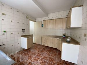 Image 17 - 574249