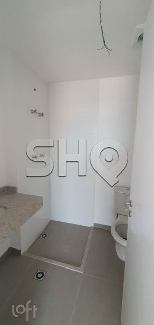 Image 4 - 574617