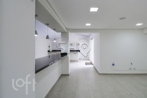 Image 32 - 574697