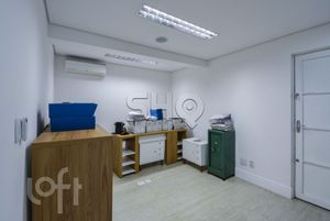 Image 42 - 574697
