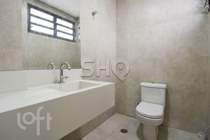 Image 6 - 574697