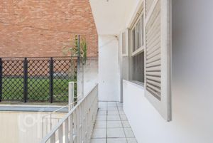 Image 11 - 574895