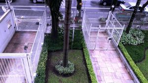 Image 12 - 575242