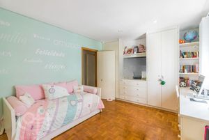 Image 18 - 575412