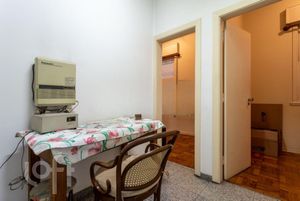 Image 44 - 575876