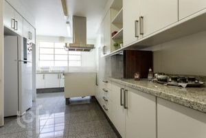 Image 38 - 575876