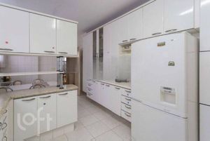 Image 6 - 576381