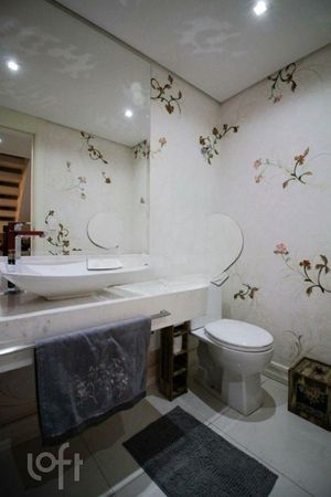 Image 14 - 576781