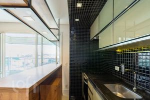 Image 4 - 576816