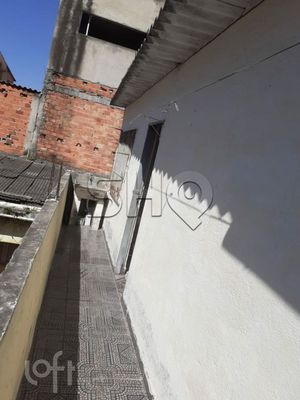 Image 10 - 577300