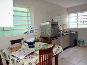 Image 10 - 577464