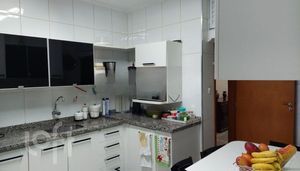 Image 5 - 577589